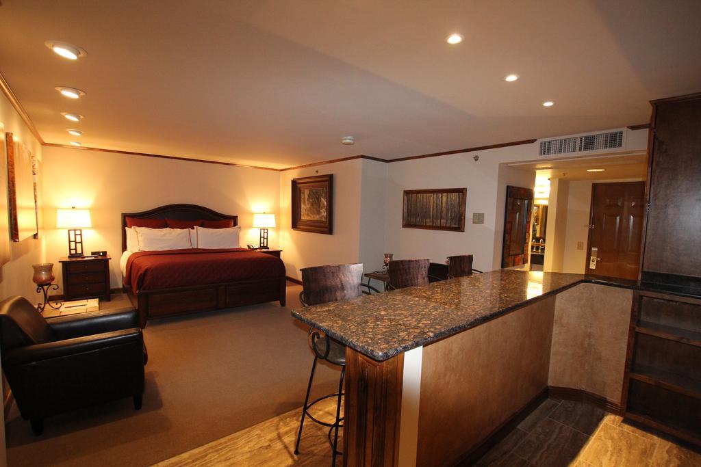 Grand Z Hotel Casino By Red Lion Hotels (Adults Only) Central City Kültér fotó
